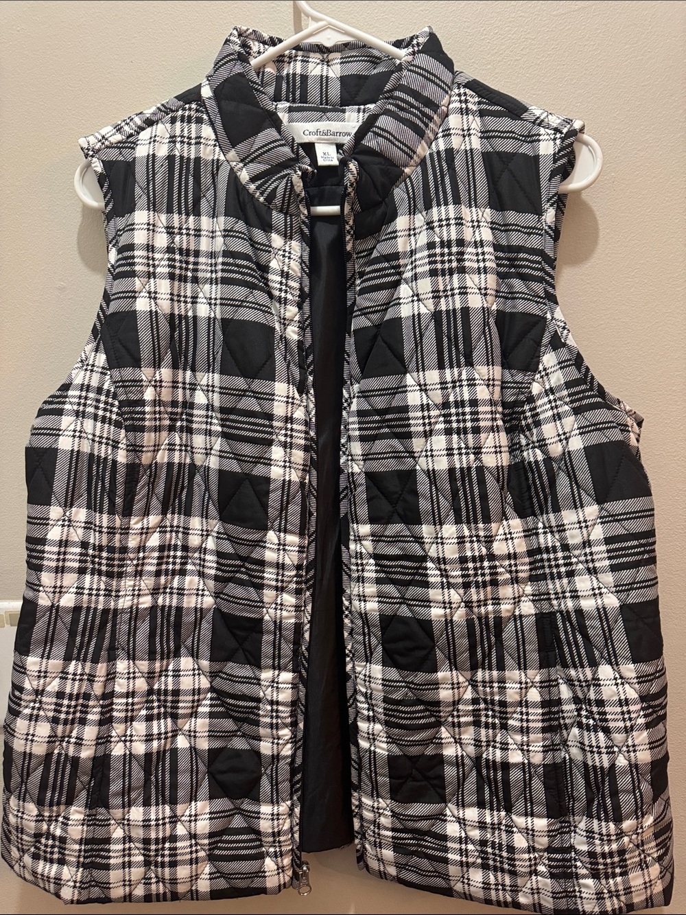 Croft & Barrow Black and White Plaid Quilted Vest size XL